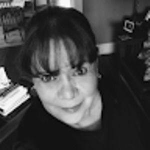 Meet your Posher, Yvette